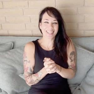 776 - Quickie et creampie avec un jeune suisse (11:07)