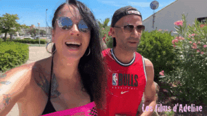 Le retour du voyeur: baise hard au village naturiste (5085)