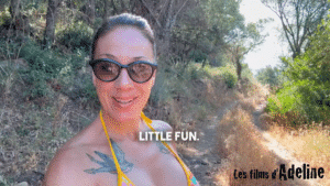 Je pense à ma copine et me caresse en pleine nature en Corse (10381)
